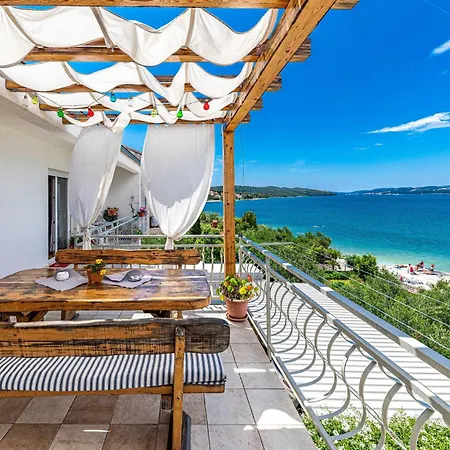 Put Lokvice I Апартаменты *